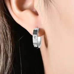 Anna K Jewelry - Örhängen City Stål