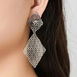 Belle Miss Paris - Clipsörhängen Zeitouna Stål