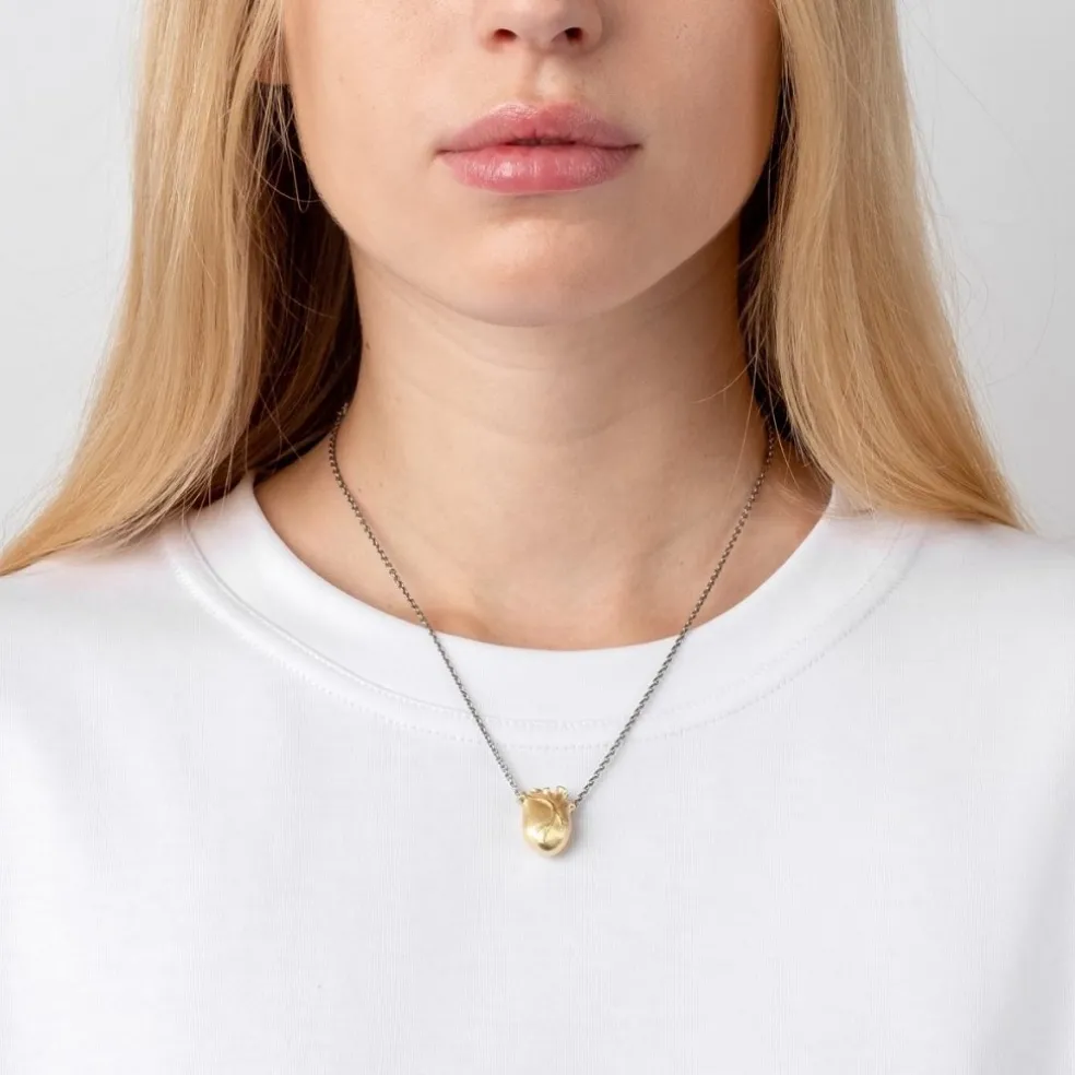 Björg Jewellery - Halsband Anatomiskt Hjärta Medium Kort Svart Guld