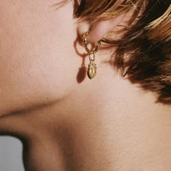 Björg Jewellery - Örhängen Anatomiskt Hjärta Hoop Guld