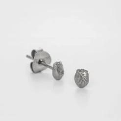 Björg Jewellery - Örhängen Anatomiskt Hjärta Mini Svart