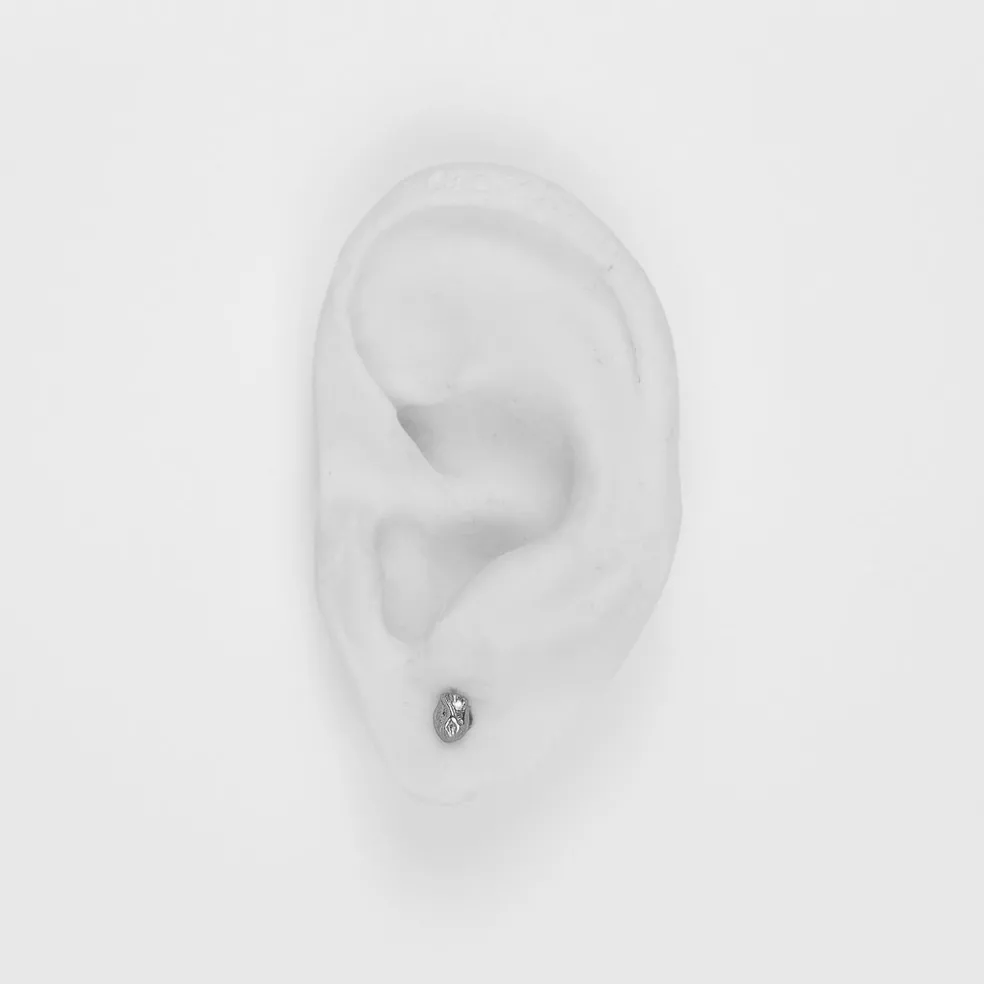 Björg Jewellery - Örhängen Anatomiskt Hjärta Mini Svart