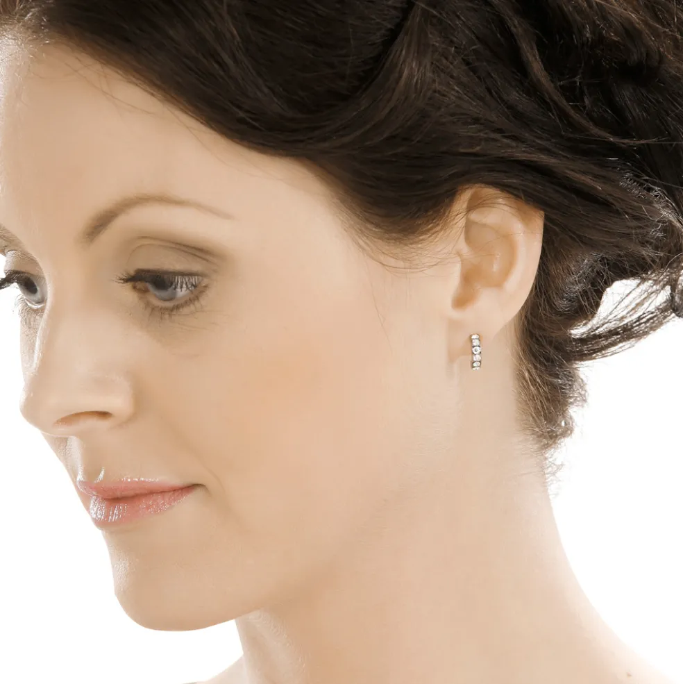 Blomdahl - Örhängen Brilliance Curved Medium Titan Klar