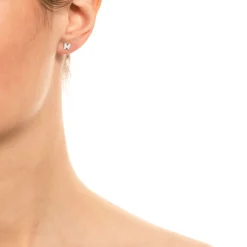 Carolina Gynning - Örhängen Petite Papillion Plain Silver