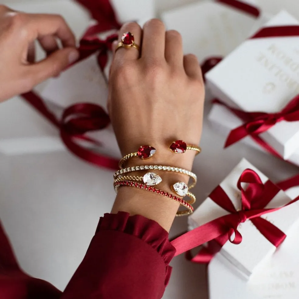 Caroline Svedbom - Armband Mini Drop Guld Scarlet