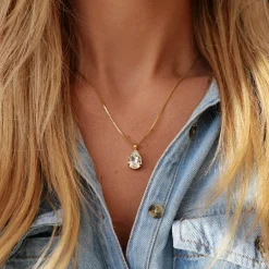 Caroline Svedbom - Halsband Mini Drop Guld Crystal