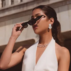 Caroline Svedbom - Halsband Lily Pearl Rhodium