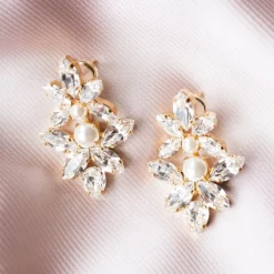 Caroline Svedbom - Örhängen Love Me Forever Guld