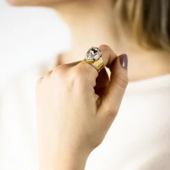 Caroline Svedbom - Ring Classic Drop Guld Crystal