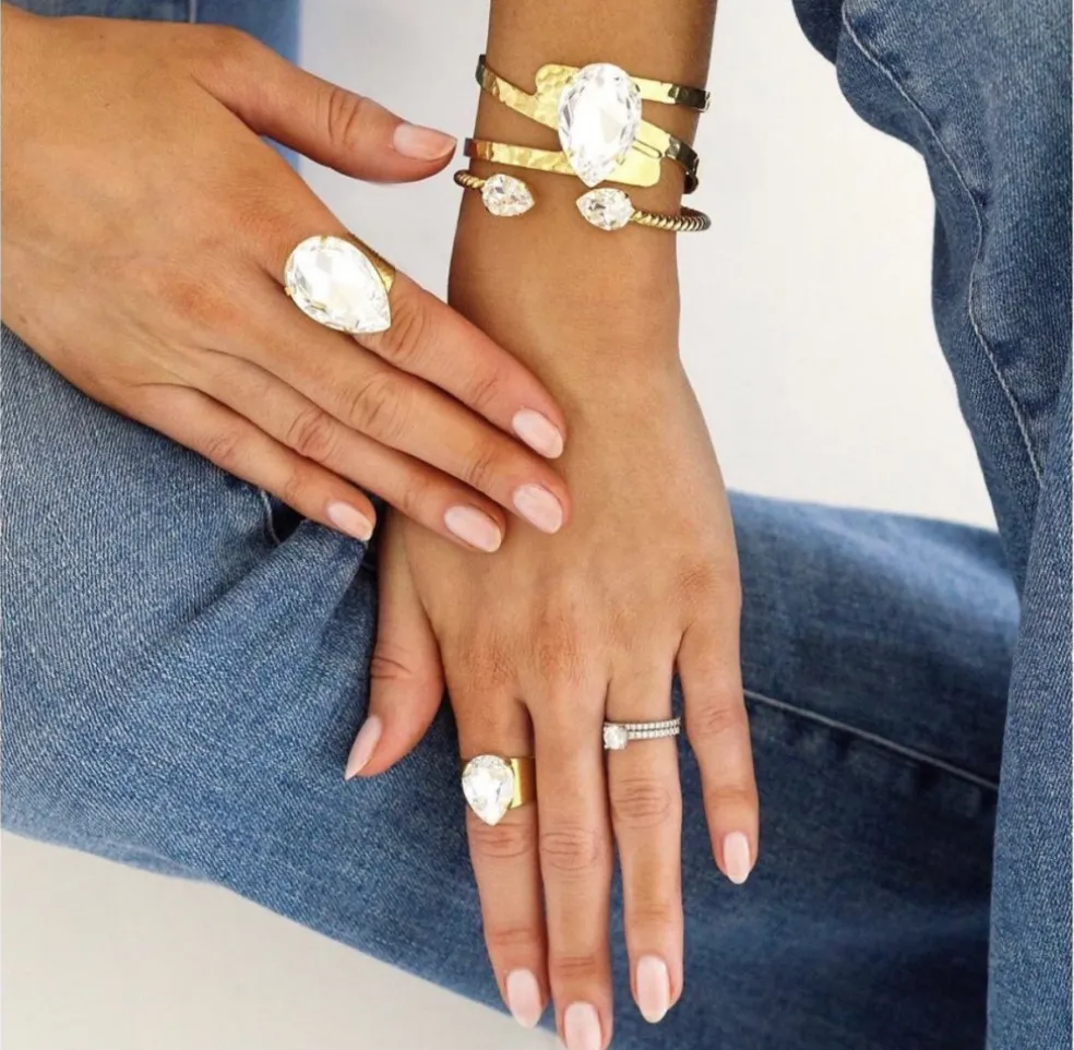 Caroline Svedbom - Ring Classic Drop Guld Crystal