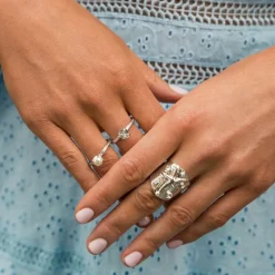 Caroline Svedbom - Ring Natti Rhodium Crystal