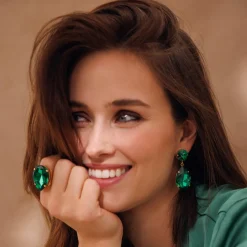 Caroline Svedbom - Ring Perfect Drop Guld Majestic Green