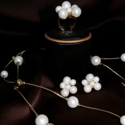 Ioaku - Halsband Berry Iconic Guld Pearl