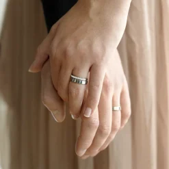 Blomdahl - Ring Plain Titan