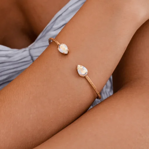 Caroline Svedbom - Armband Petite Drop Rhodium Aurore Boreale AB