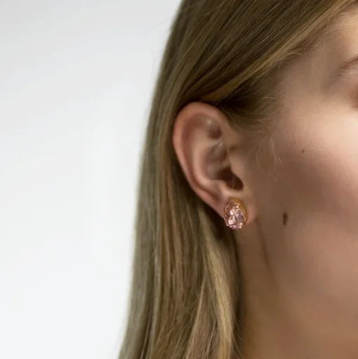 Caroline Svedbom - Örhängen Mini Drop Studs Guld Vintage Rose