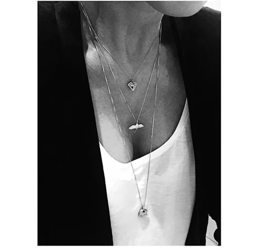 Emma Israelsson - Halsband Duva Liten Golden