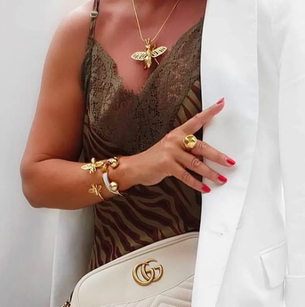 Ioaku - Halsband Insekt Bi Guld