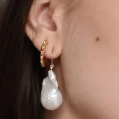 Sophie by Sophie - Örhängen Pyramid Hoops Guld